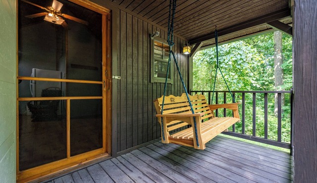 Quiet Country Cabin Near Trails & State Parks