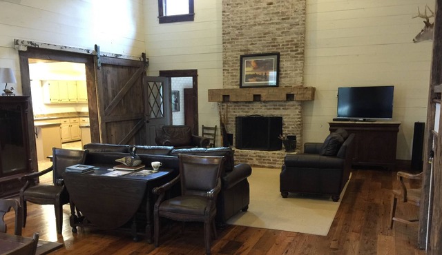 Quiet Country Estate Near Memphis