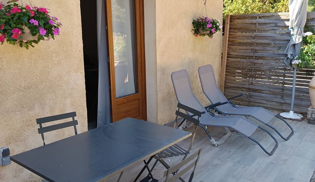 Quiet country gite with air conditioning.