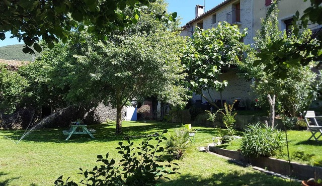 Quiet country house 200m2, garden 1000m2