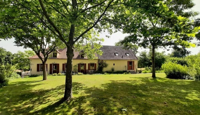 Quiet country house in the heart of nature