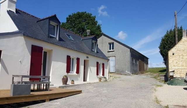 QUIET COUNTRY HOUSE CLOSE TO THE SEA