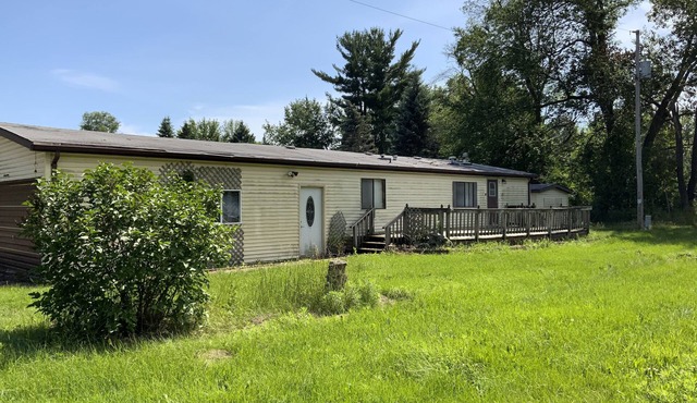 Quiet country location ~ Manufactured home 1,800 SF