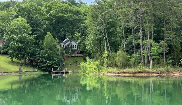 Quiet Cove on the Quiet Side of the Lake