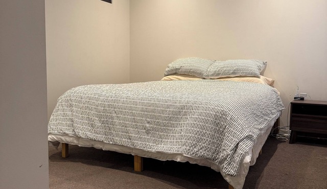 Quiet Cozy 1 Bedroom Richmond Apartment - 15 min walk to MCG