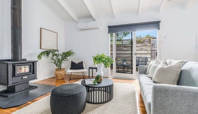 Quiet & Cozy 4 Bedroom Home