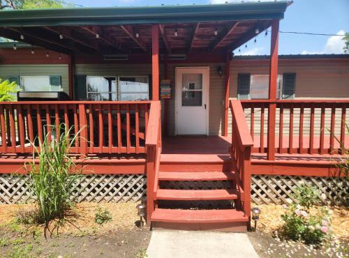 Quiet Cozy Cottonwood Cottage in Scotia