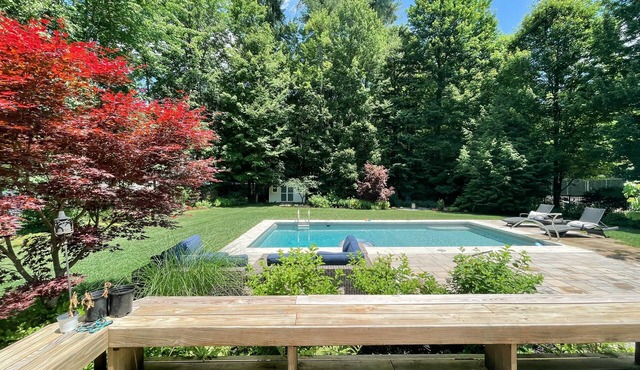 Quiet Cul-De-Sac w/Pool, 2-3 miles to Town & Track