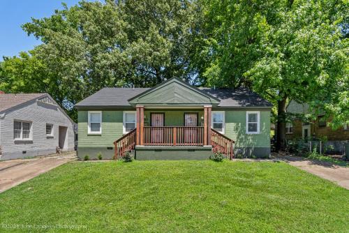 Quiet East Memphis Duplex The Green House