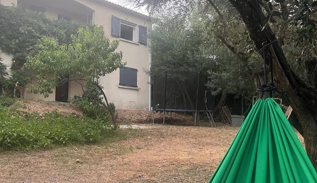 Quiet family villa with large garden