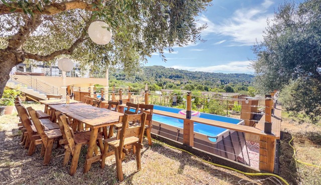 Quiet family home with garden and view