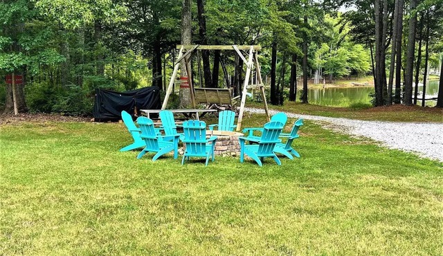 Quiet Family Lakefront Getaway on Kerr Lake