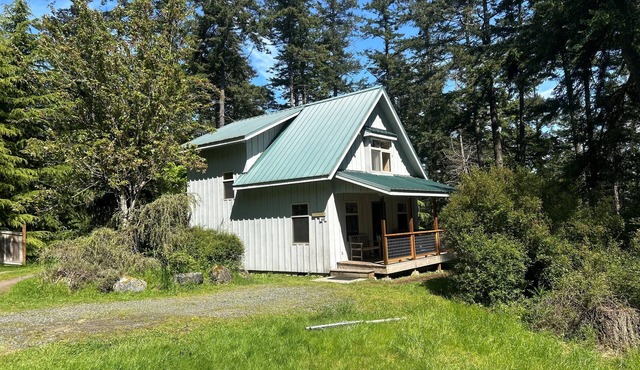 Quiet Family-Oriented House at Laughing Moon Farm