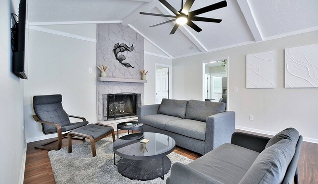 Quiet Family Retreat Near Fort Benning - 3 bed, 2 bath - Sleeps 7