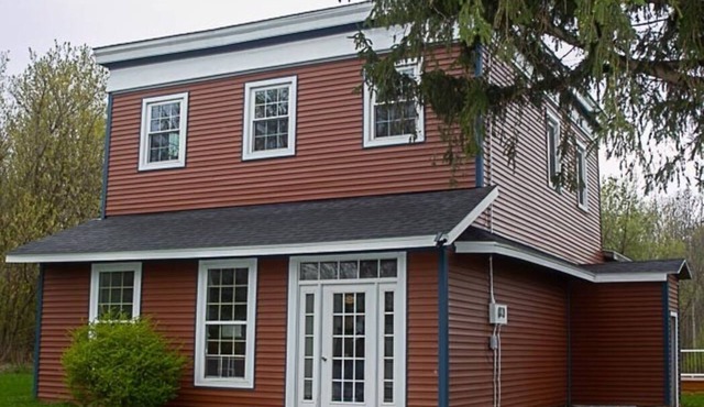 Quiet Farmhouse, near Alfred University and the Finger Lakes.