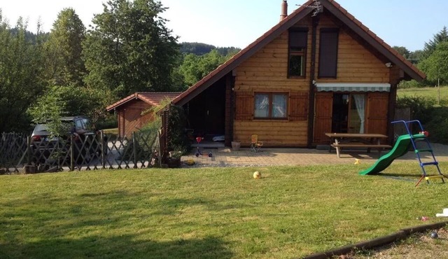 Quiet Finnish-style chalet with 11 ares of fully enclosed garden