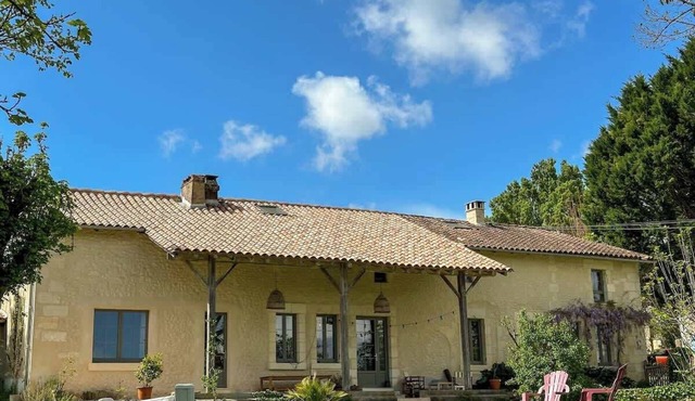 Quiet getaway in nature, swimming pool, Périgord Vert