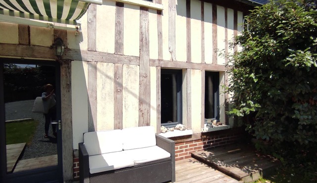 Quiet gite, 5minutes from Honfleur