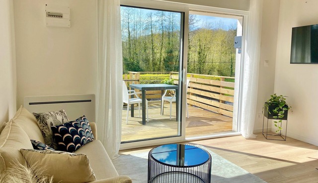 Quiet getaway for 2 between Morlaix and the coast