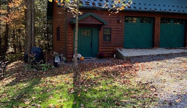 Quiet Getaway, Great for Penn State Football, Trout Fishing! Sleeps 4-5