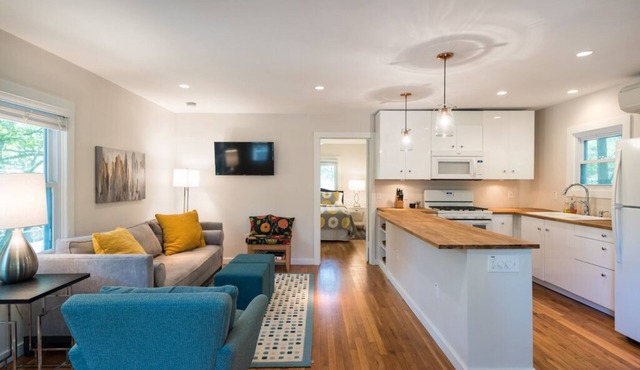 Quiet getaway near South Congress, Lady Bird Lake and downtown Austin