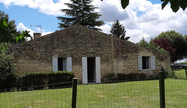 Quiet gite - 20 mn from Royan, 10mn from Saintes