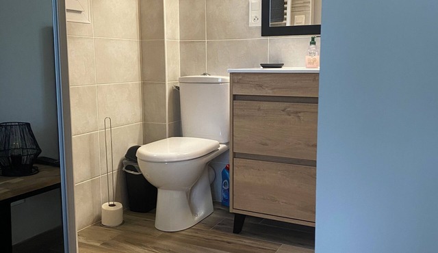 Quiet gîte with no neighbors and jacuzzi