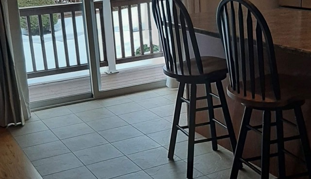 Quiet great location 2 bedroom close to Portland Westbrook Condo summer rental