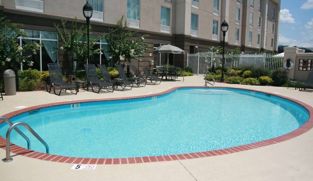 Quiet Guest Stay Near Scenic Lake Perfect for Nature Enthusiasts