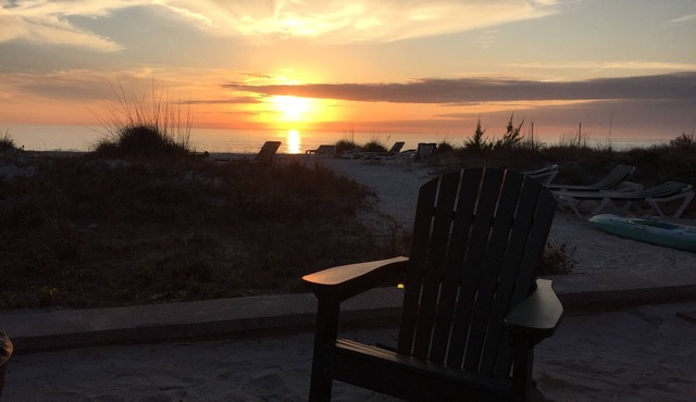 Quiet Gulf front vacation. Two bedroom two bath Gulf front villa