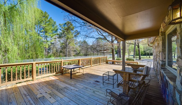 Quiet Guntersville Cottage Near Lake: Boat Parking