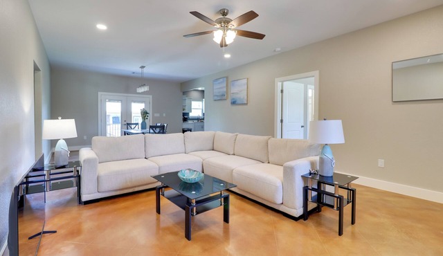 Quiet Hill Country Home: 1 Mi to Lake LBJ Access!
