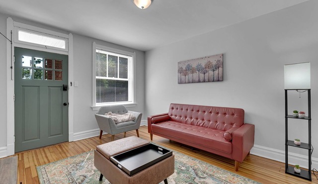 Quiet Historic Benton Park Apartment for Longer Stays