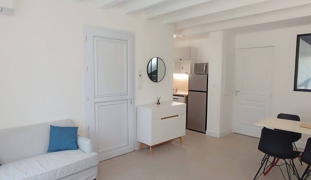 Quiet house with 2 bedrooms and garden. 25 minutes from the beaches.