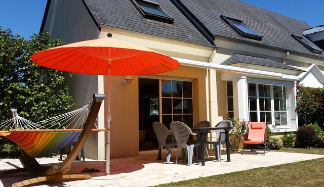 Quiet house 10 minutes from the Memorial of Caen and 15 minutes from the landing beaches