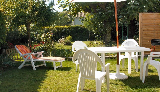 quiet house near the forest, cyclabe tracks, beach