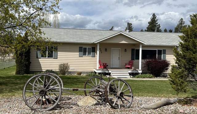 Quiet Home, Great neighborhood - Convenient for visiting Glacier Park/Ski Resort