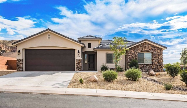 Quiet Home Near Zion - Wifi - Self Checkin/Out - Outdoor Fire Pit & Grill