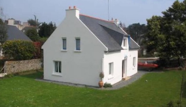 Quiet house 150 meters from the sea and the trails douanniers