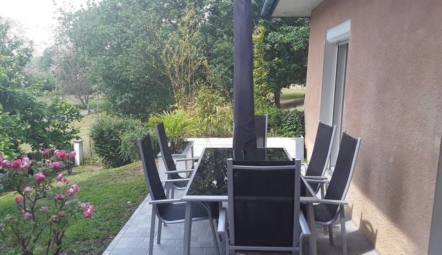 Quiet house with swimming pool - 20 km from the beaches