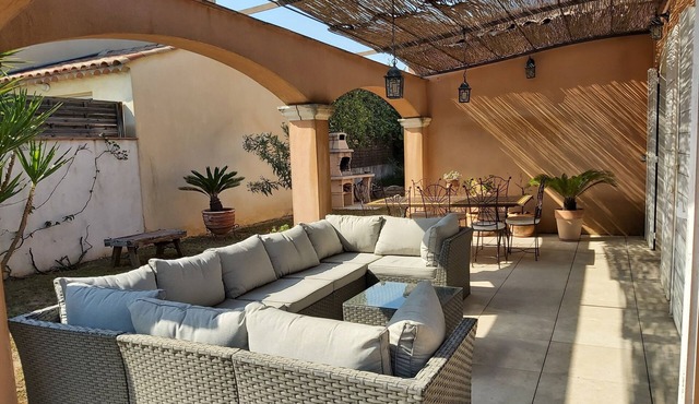 Quiet house 125m2, 4 bedrooms including a master suite.