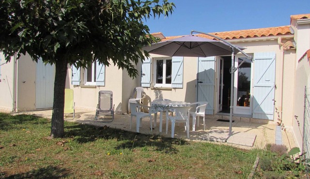 Quiet house, 3 rooms, garden, WiFi - La Brée-les-Bains