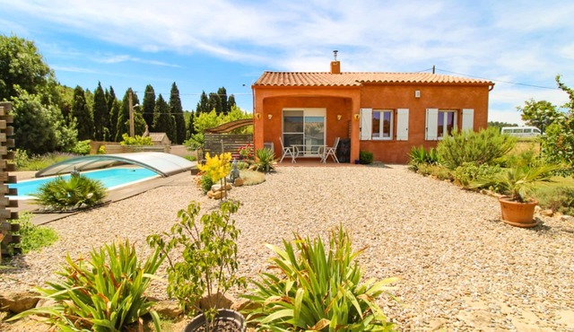 Quiet house in Corbières covered pool air conditioning