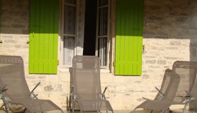 QUIET HOUSE Les Bardières