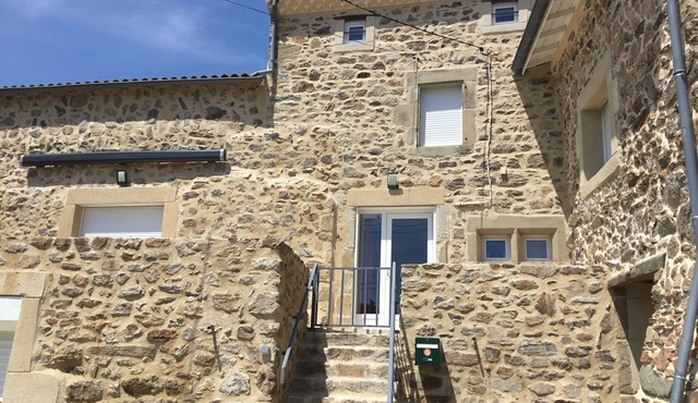 QUIET HOUSE MOUNTAIN SWIMMING MOUNTAIN BIKING HIKING