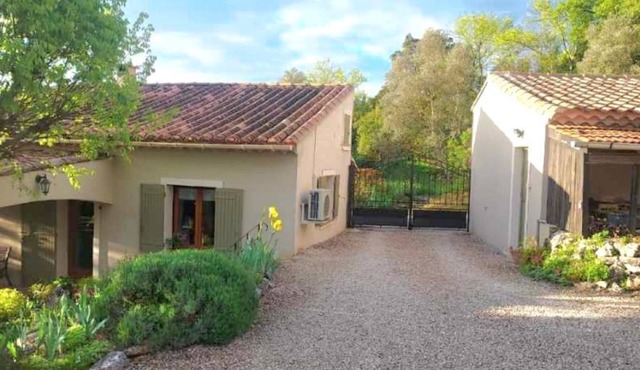 Quiet house near the Cèze river