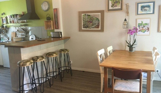 Quiet house with garden, 2 minutes from the tramway