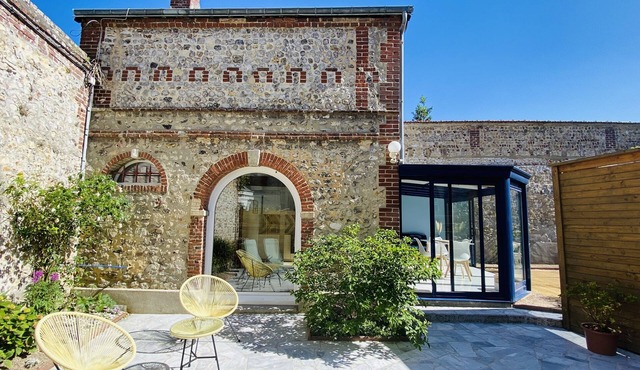 Quiet house with garden and terrace