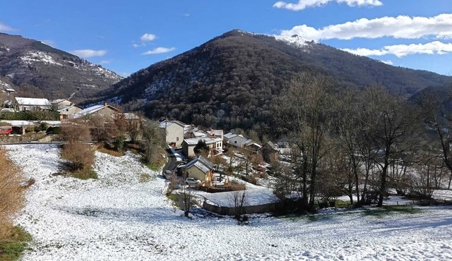 Quiet house with private Nordic bath all year round, pets welcome