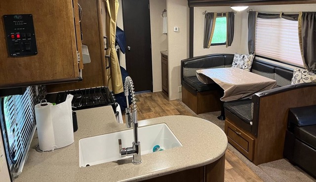 Quiet island camping! Family sized camper with updated appliances!